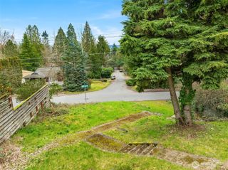 9229 45th Avenue NE, Seattle, WA 98115