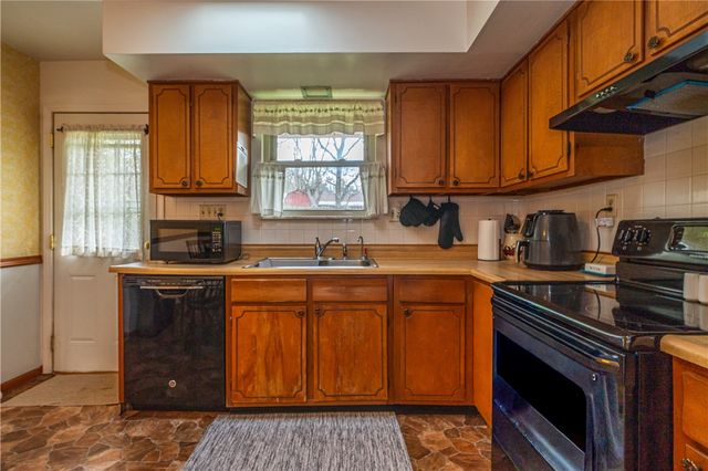 2766 Symphony Way, West Carrollton, OH 45449