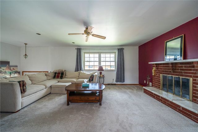 2766 Symphony Way, West Carrollton, OH 45449