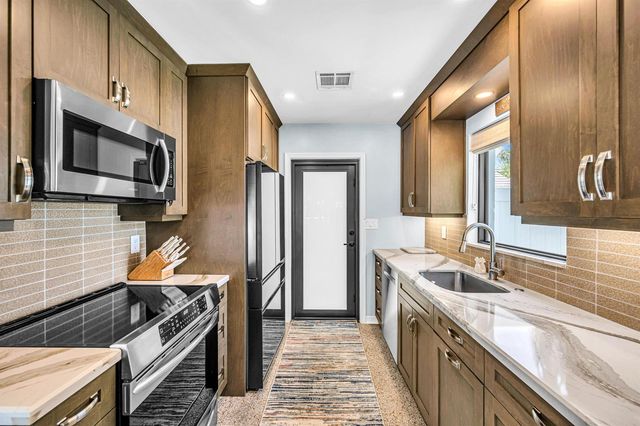 1301 Mandarin Isle, Fort Lauderdale, FL 33315