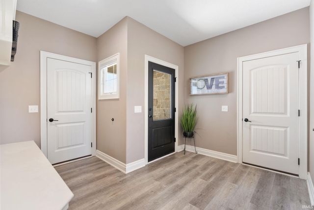 3186 Breyerton Cove, Fort Wayne, IN 46814