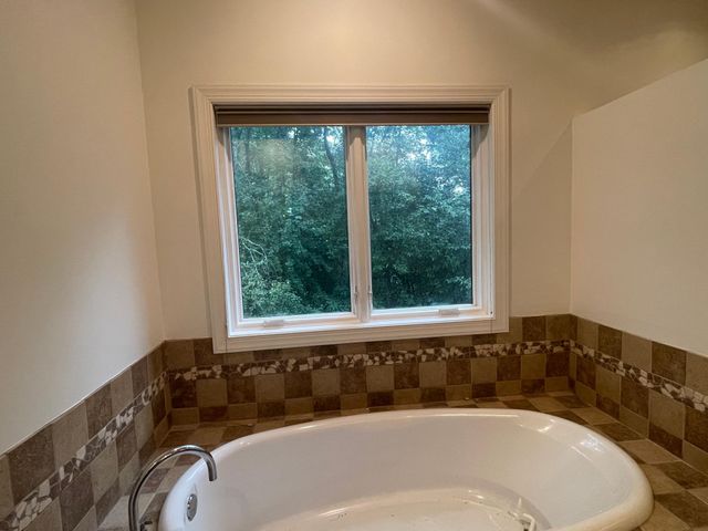 3019 Thaddeus Road SW, Rochester, MN 55902