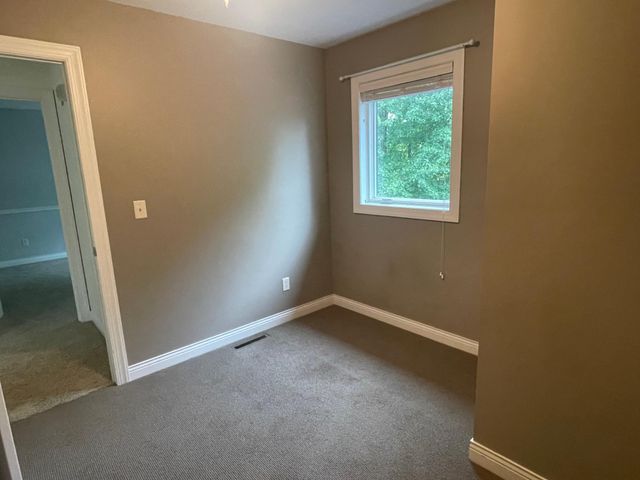 3019 Thaddeus Road SW, Rochester, MN 55902