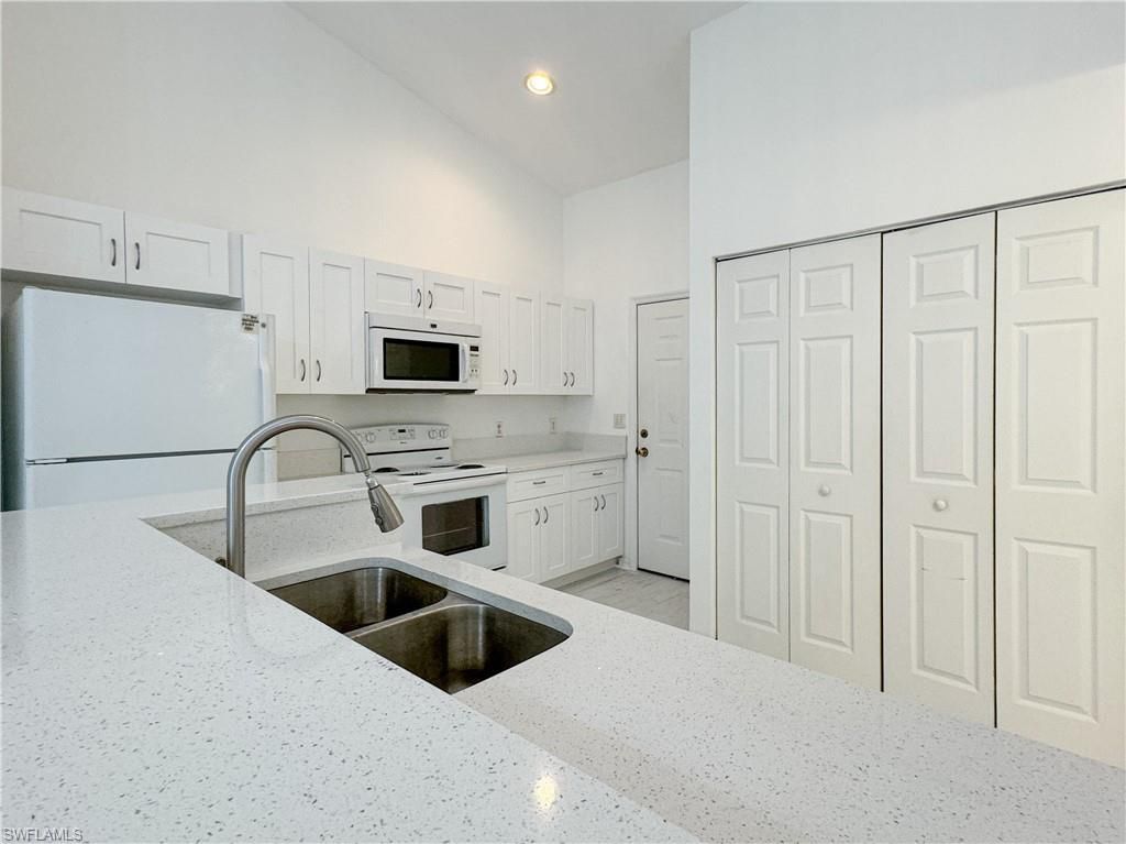 6265 Vista Garden WAY B, NAPLES, FL 34112 — exterior