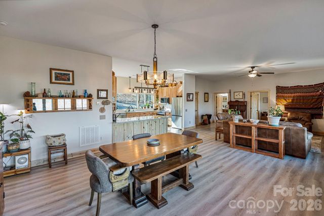 9870 Harvest Lane, Davidson, NC 28036