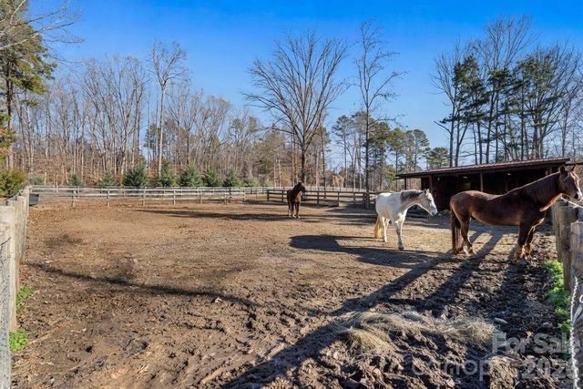 9870 Harvest Lane, Davidson, NC 28036