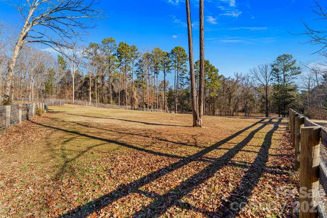 9870 Harvest Lane, Davidson, NC 28036