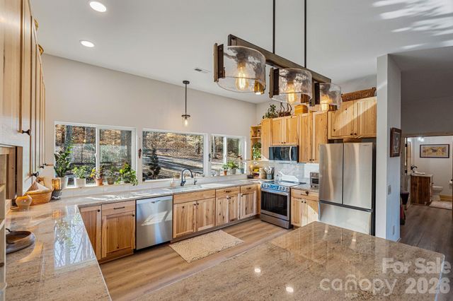 9870 Harvest Lane, Davidson, NC 28036