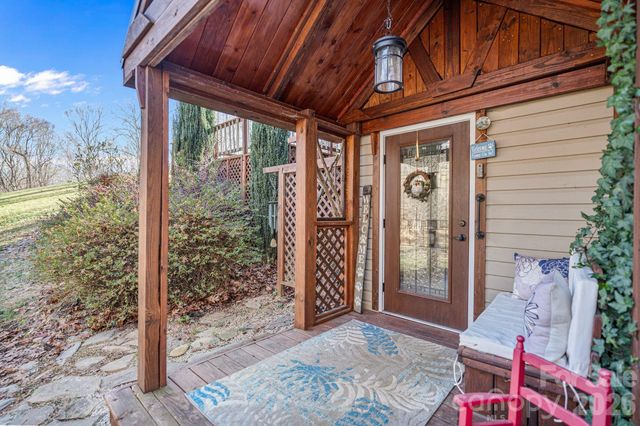 9870 Harvest Lane, Davidson, NC 28036