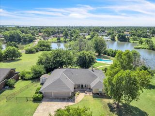 9708 Castle Road, Oklahoma City, OK 73162