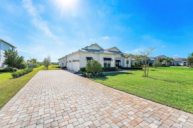 20076 SE Bridgewater Drive, Jupiter, FL 33458