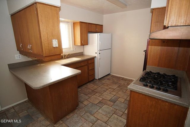 5524 Yarmouth Lane, El Paso, TX 79924