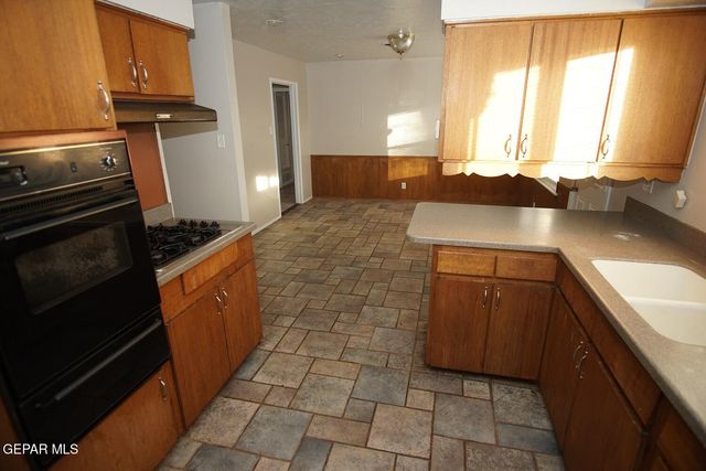 5524 Yarmouth Lane, El Paso, TX 79924