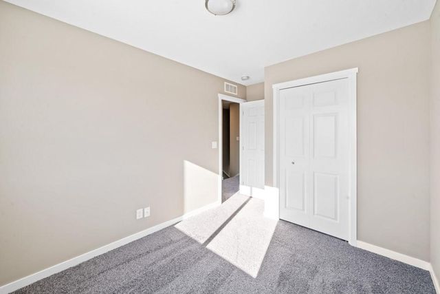 102 E Sycamore Street, Ogden, IA 50212