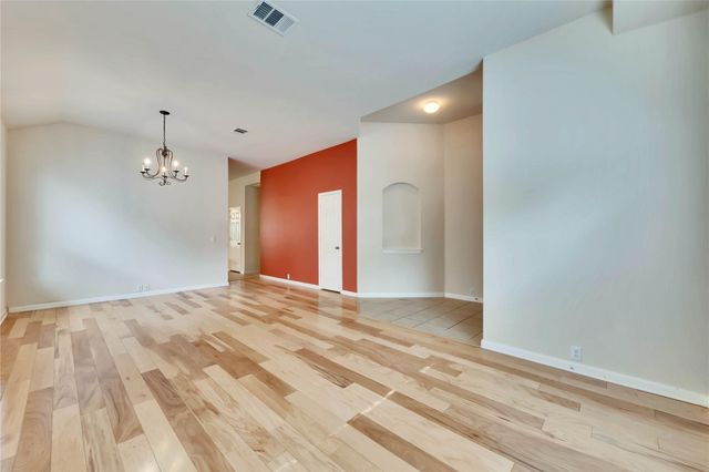 2133 Paradise Ridge DR, Round Rock, TX 78665