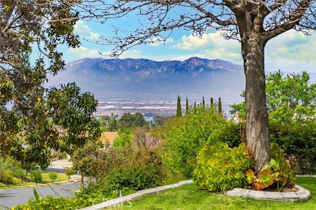 3165 Forest View, Corona, CA 92882