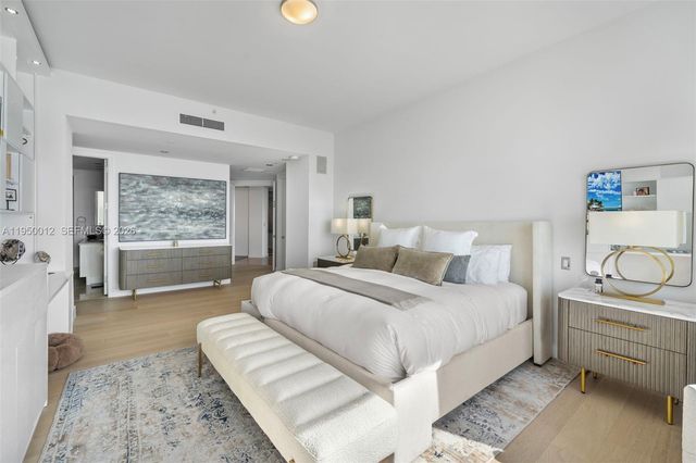 1425 Brickell Ave 58E, Miami, FL 33131