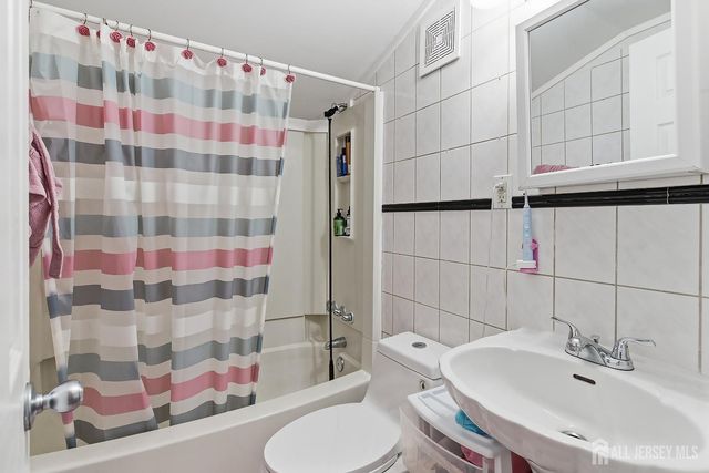 30 Mountain Avenue, Hazlet, NJ 07730