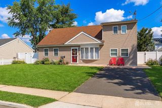 30 Mountain Avenue, Hazlet, NJ 07730