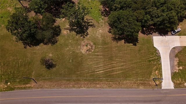 409 Apple Lane, Russellville, AR 72802