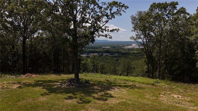 409 Apple Lane, Russellville, AR 72802