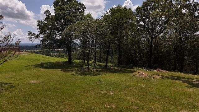 409 Apple Lane, Russellville, AR 72802