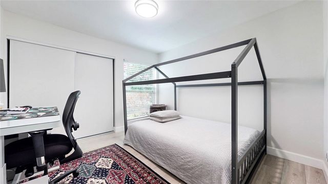 4632 Park Granada 93, Calabasas, CA 91302
