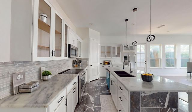 1301 Compton Street, Dallas, TX 75203