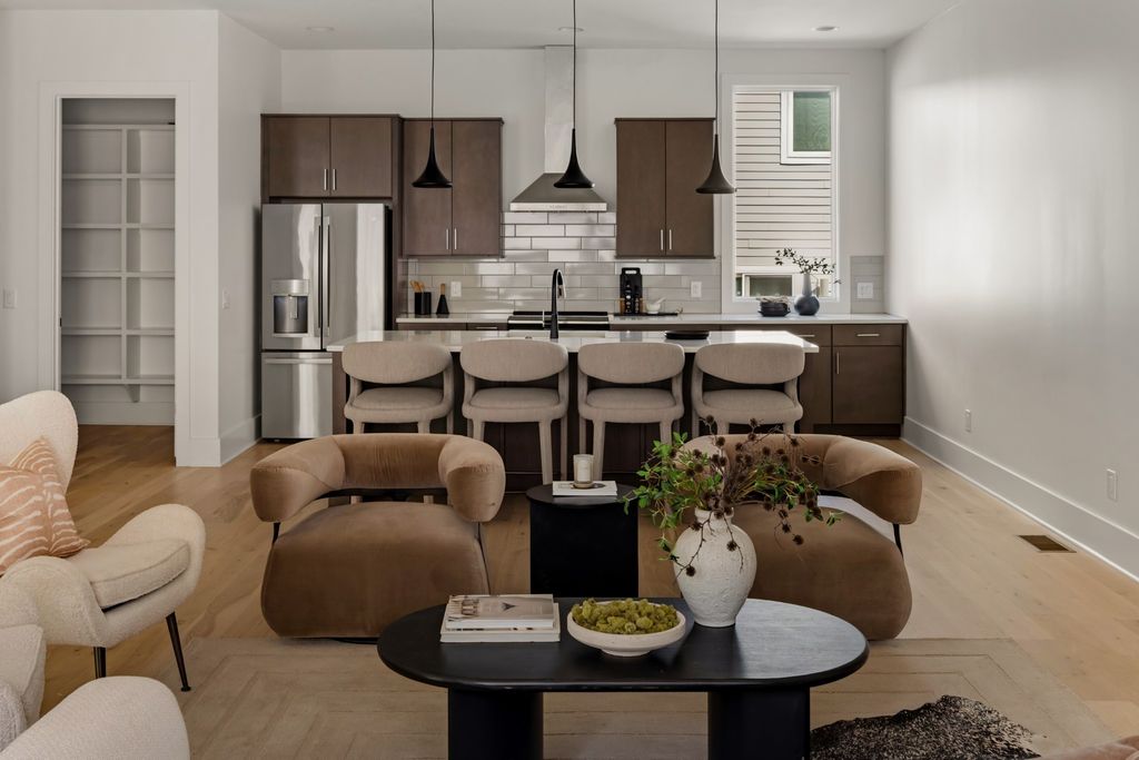 1242 2nd Ave S Unit 2, Nashville, TN 37210