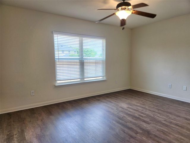 1616 Treeta TRL, Kyle, TX 78640