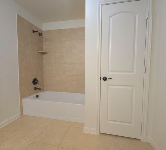 1616 Treeta TRL, Kyle, TX 78640