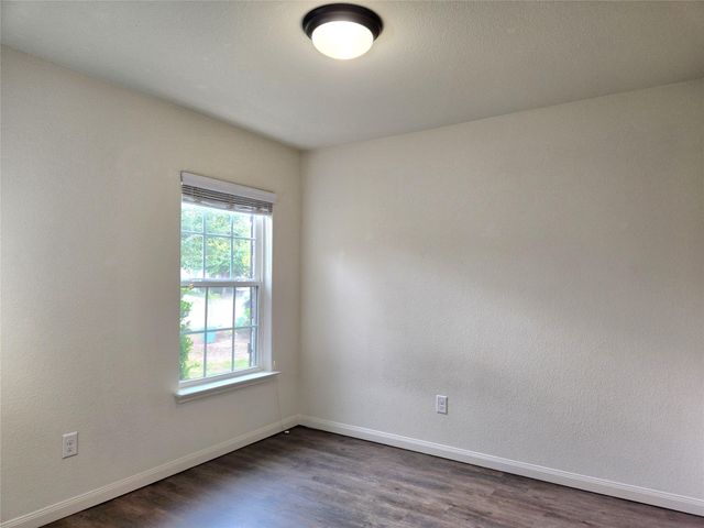 1616 Treeta TRL, Kyle, TX 78640