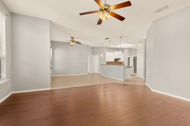 1117 Fairhaven Drive, Glenn Heights, TX 75154