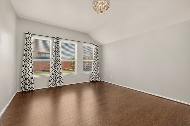 1117 Fairhaven Drive, Glenn Heights, TX 75154