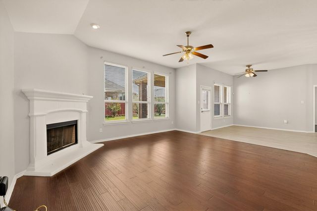 1117 Fairhaven Drive, Glenn Heights, TX 75154