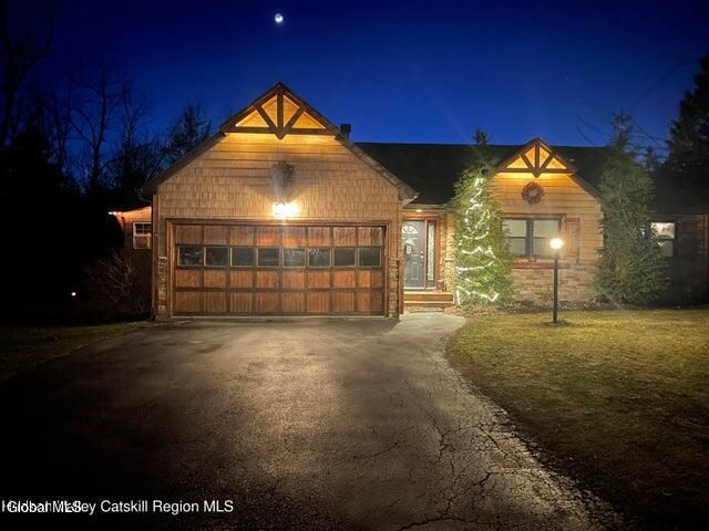 1441 Thickett Road, Schodack, NY 12033