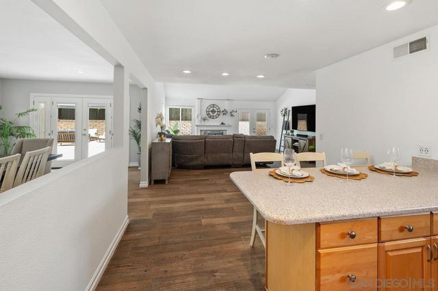 13871 Olive Grove Pl, Poway, CA 92064