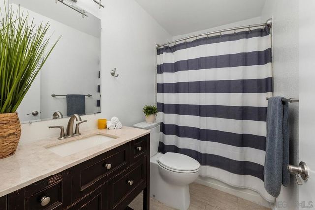 13871 Olive Grove Pl, Poway, CA 92064