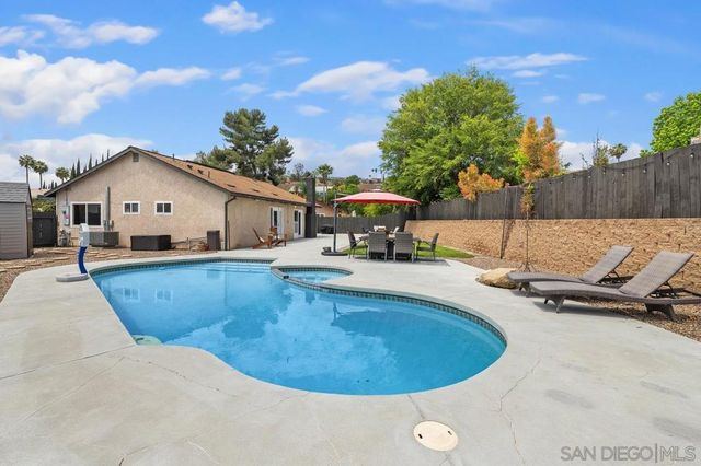 13871 Olive Grove Pl, Poway, CA 92064