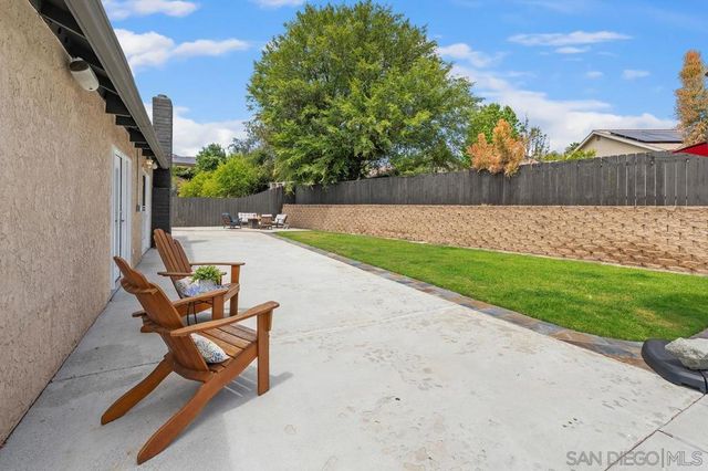 13871 Olive Grove Pl, Poway, CA 92064