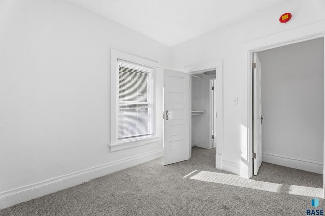 311 E 18th St Street, Sioux Falls, SD 57105