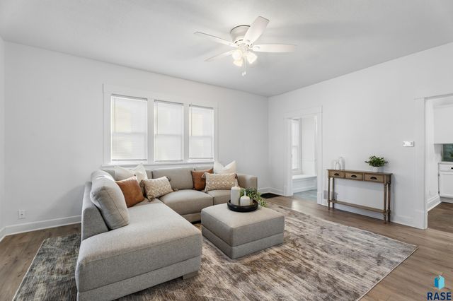 311 E 18th St Street, Sioux Falls, SD 57105