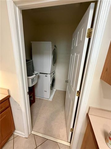 1418 Raven Rock Trail NW, Kennesaw, GA 30152