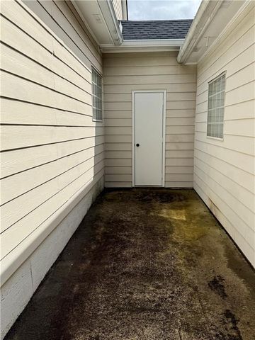 1418 Raven Rock Trail NW, Kennesaw, GA 30152