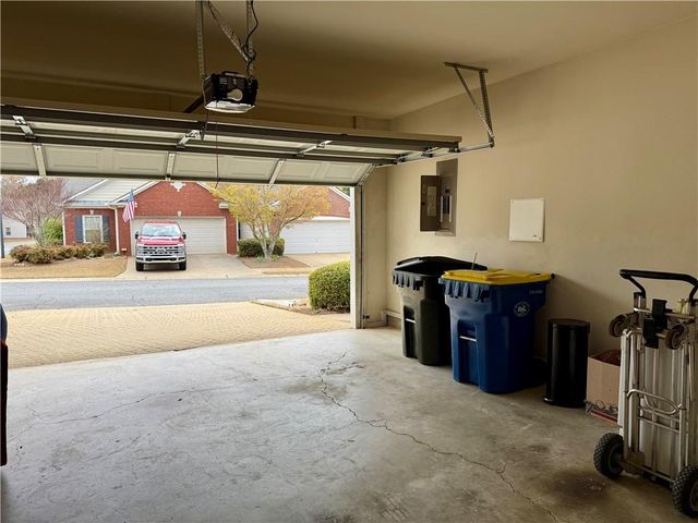 1418 Raven Rock Trail NW, Kennesaw, GA 30152