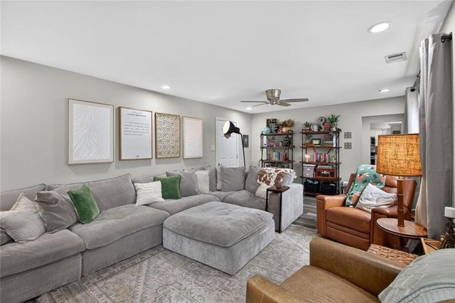 7280 Valley Drive, Winston, GA 30187