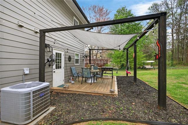 7280 Valley Drive, Winston, GA 30187