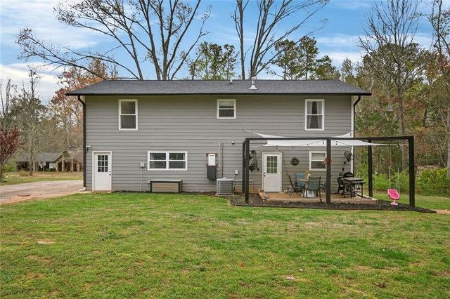 7280 Valley Drive, Winston, GA 30187