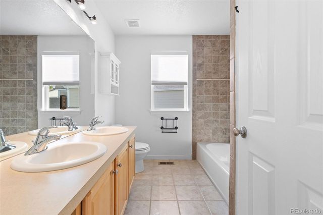 16879 E Caley Circle, Aurora, CO 80016