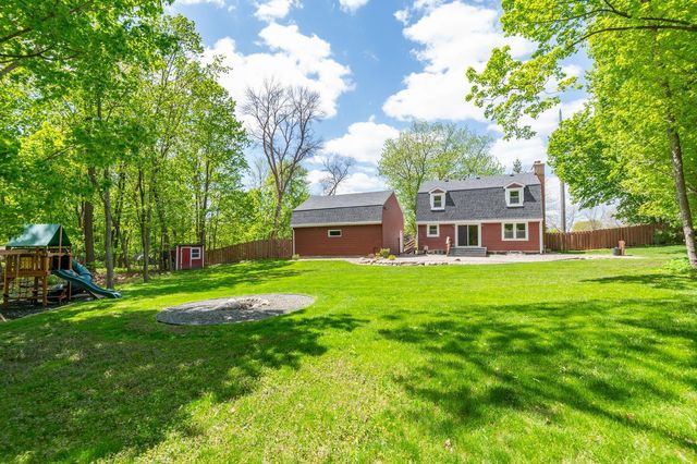 1280 County Road 110 N, Mound, MN 55364